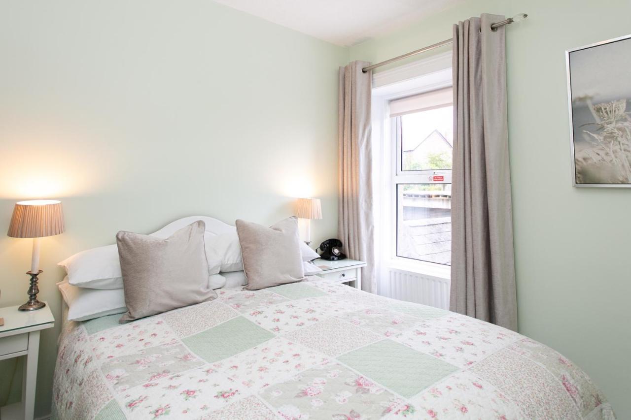 Shelleven Guest House Бангор Экстерьер фото